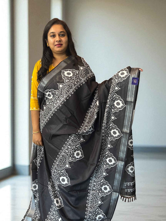 Soft Cotton Black Saree - Elegant and Comfortable Traditional Wear - Craft Of Aele