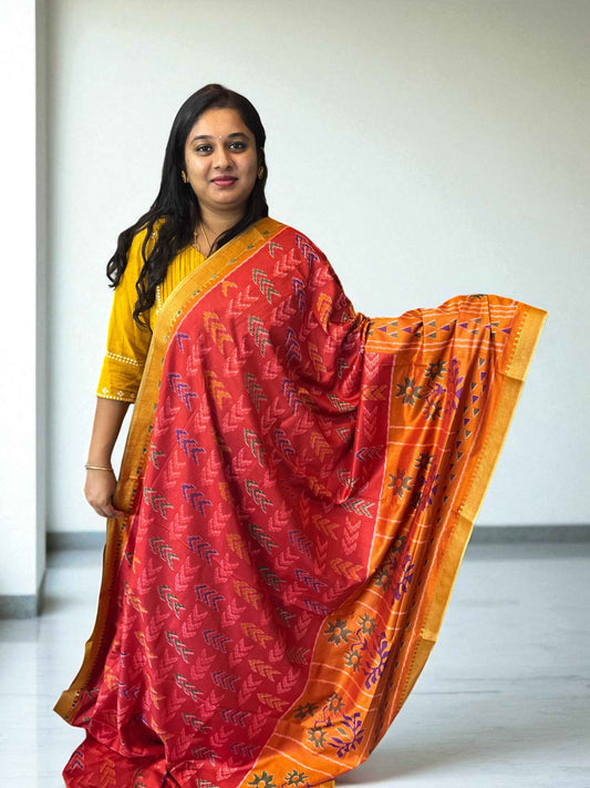 Pochampally Ikkat Saree – Elegant Handwoven Traditional Drapes - Craft Of Aele