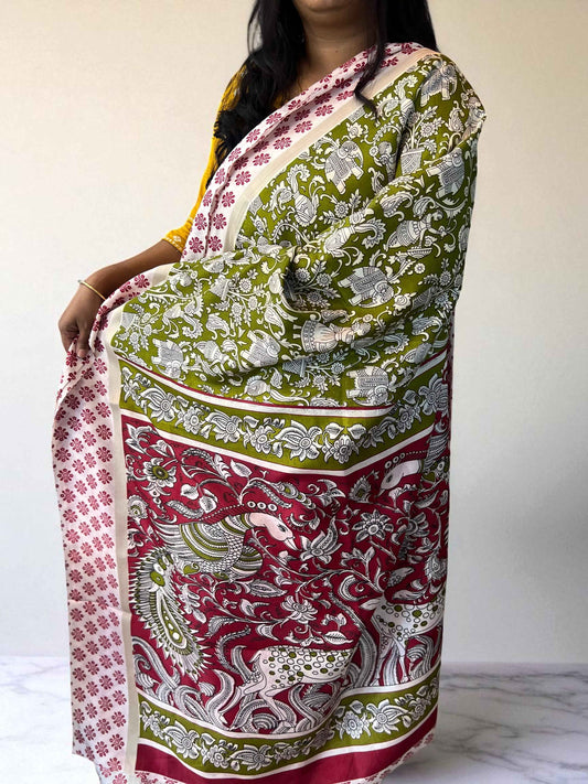 Printed Mul Cotton Saree in Green and Red for Elegant Occasions - Craft Of Aele