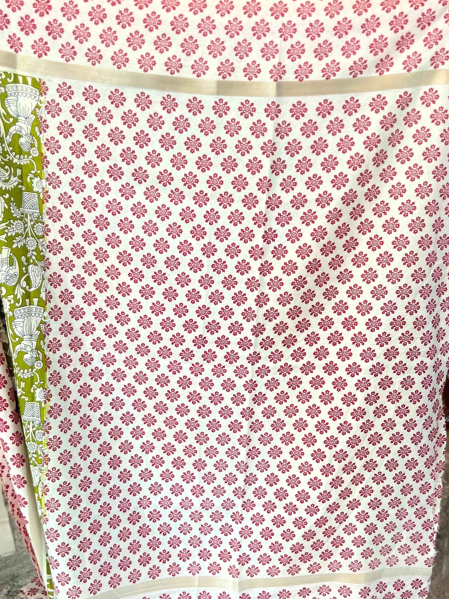 Printed Mul Cotton Saree in Green and Red for Elegant Occasions - Craft Of Aele