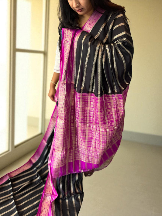 Premium Georgette Saree - Elegant Black with Pink Design - Craft Of Aele