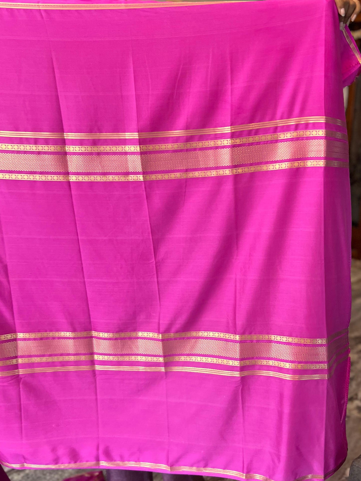 Premium Mysore Semi Crepe Elegant 4 line bentex 2D design - Bottle Green with Pink