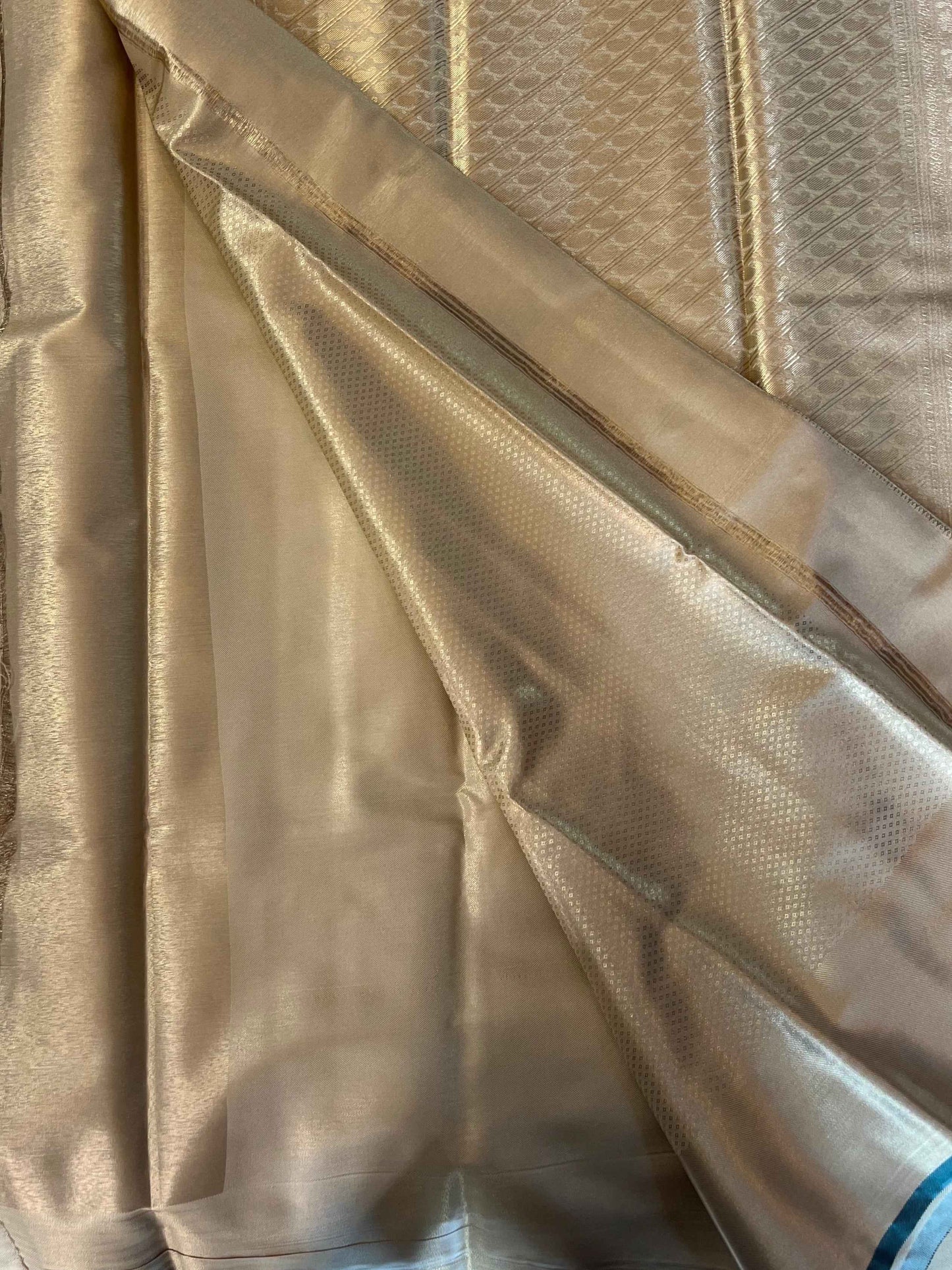 Handloom Semi Kanchi Tissue - Gold with Green Piping
