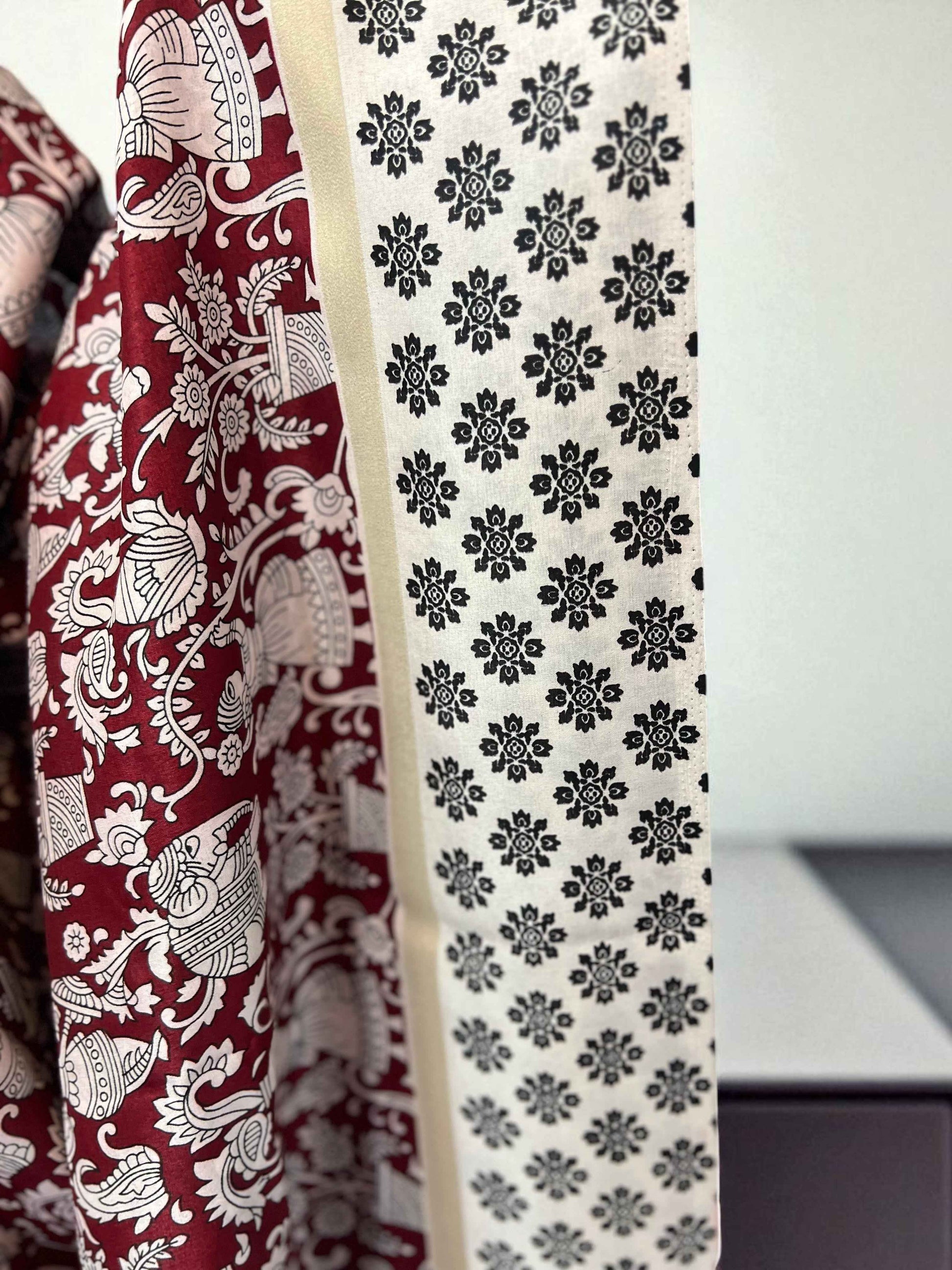 Printed Mul Cotton Saree in Red and Black for Elegant Occasions - Craft Of Aele