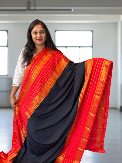 Semi Crepe Black Tomato Red Stylish Combo Saree - Craft Of Aele