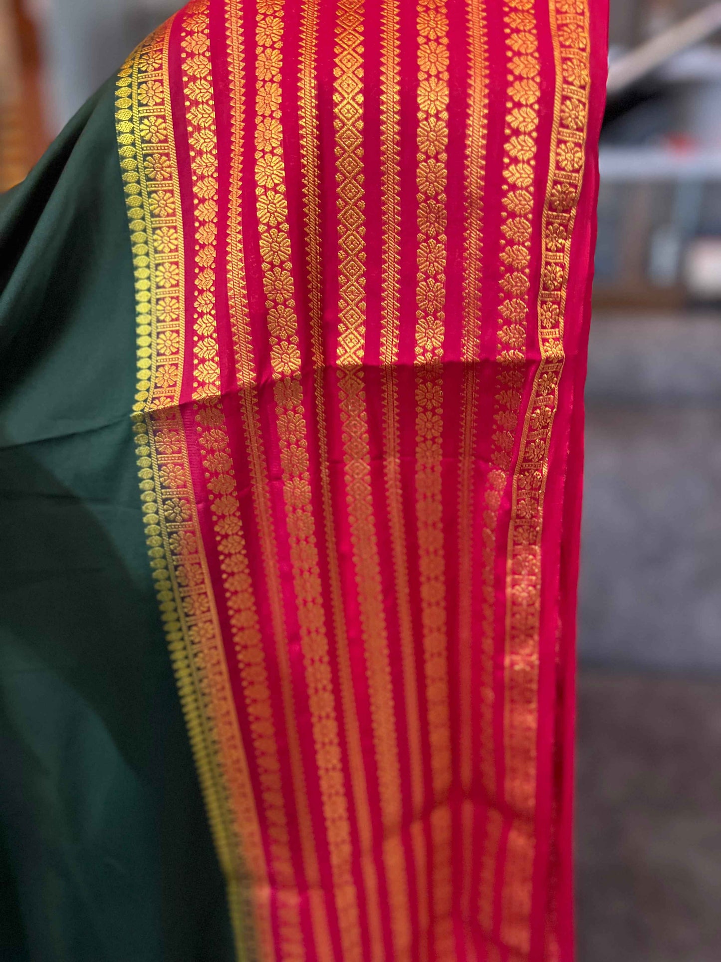 Semi Crepe Fabric - Elegant and Versatile Kanchi Border in Bottle Green and Red - Craft Of Aele