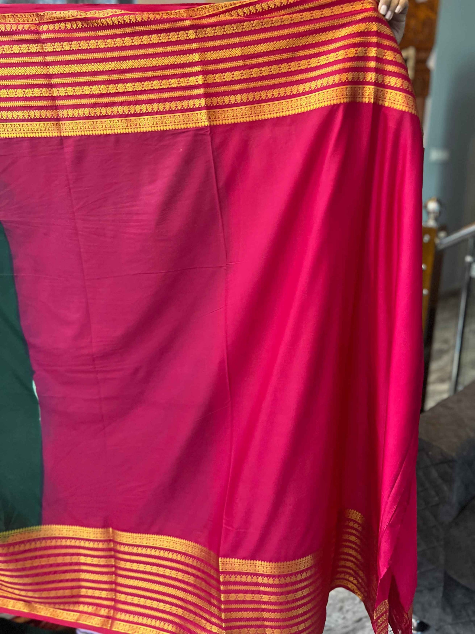 Semi Crepe Fabric - Elegant and Versatile Kanchi Border in Bottle Green and Red - Craft Of Aele