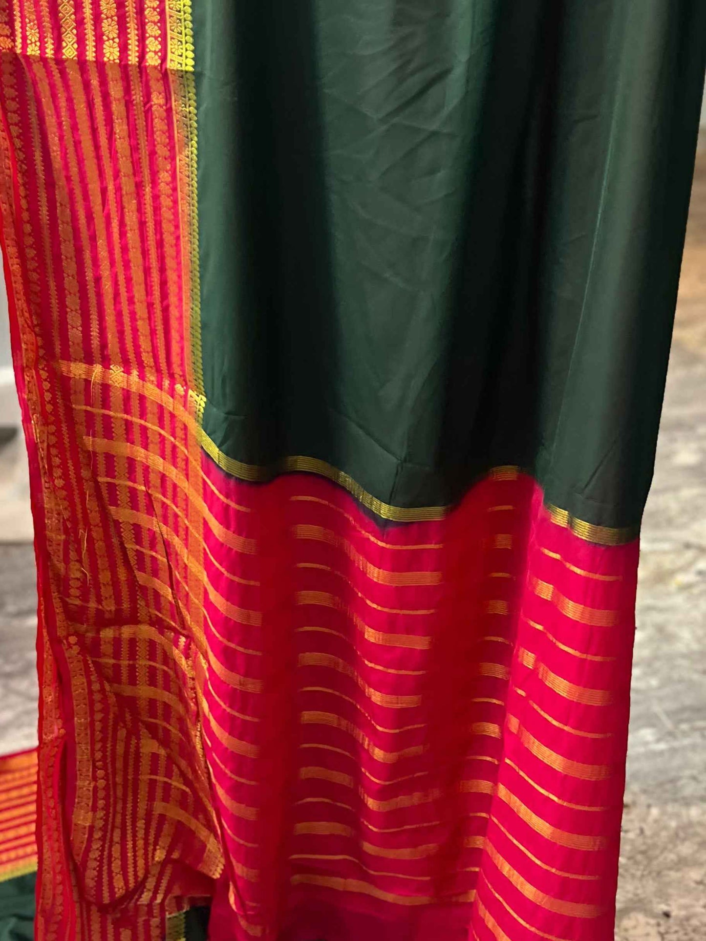 Semi Crepe Fabric - Elegant and Versatile Kanchi Border in Bottle Green and Red - Craft Of Aele