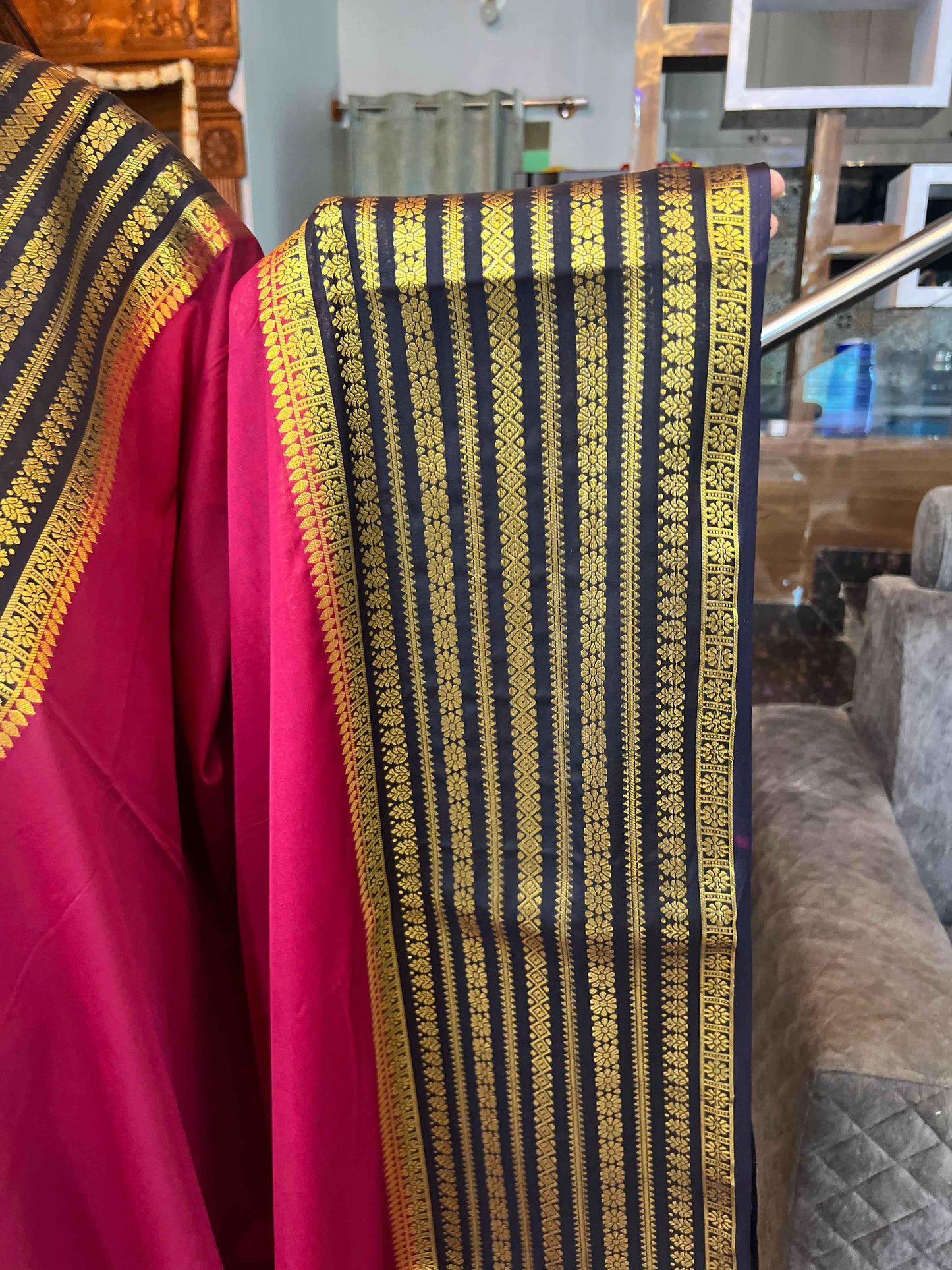 Semi Crepe Fabric - Elegant and Versatile Kanchi Border in Red with Black - Craft Of Aele