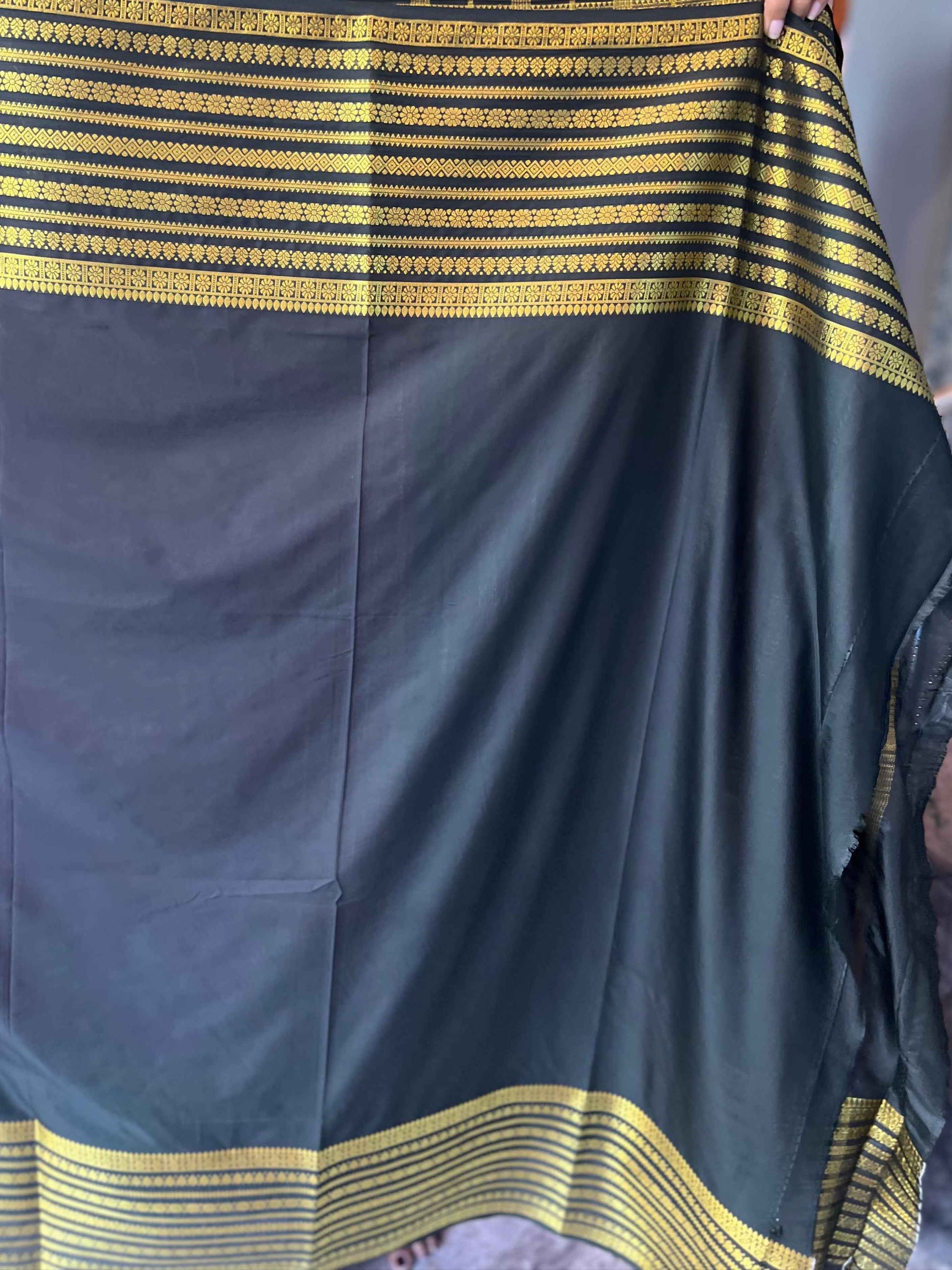 Semi Crepe Fabric - Elegant and Versatile Kanchi Border in Pink and Bottle Green - Craft Of Aele