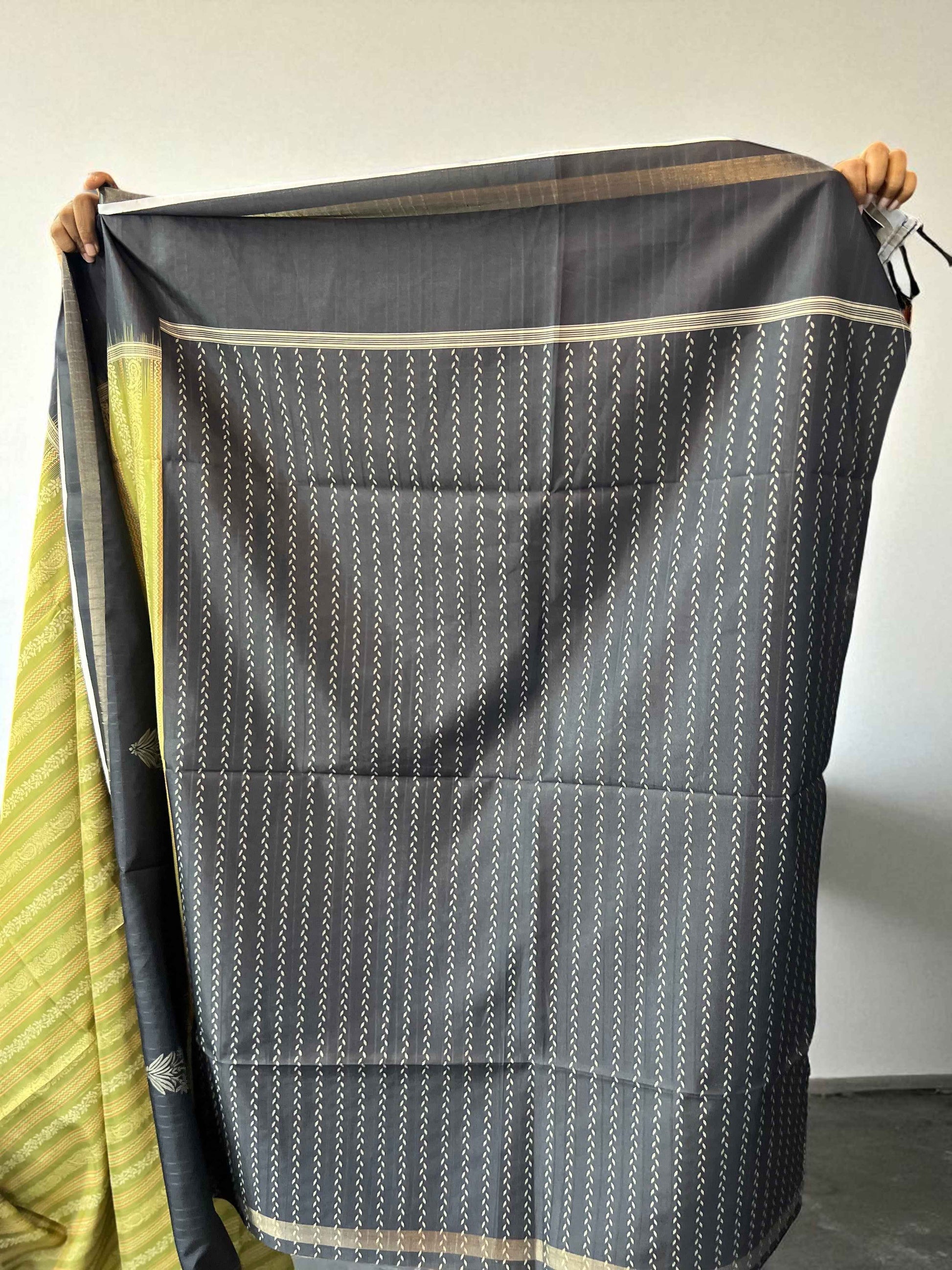Soft Silk Saree Olive Green with Black Elegance - Craft Of Aele